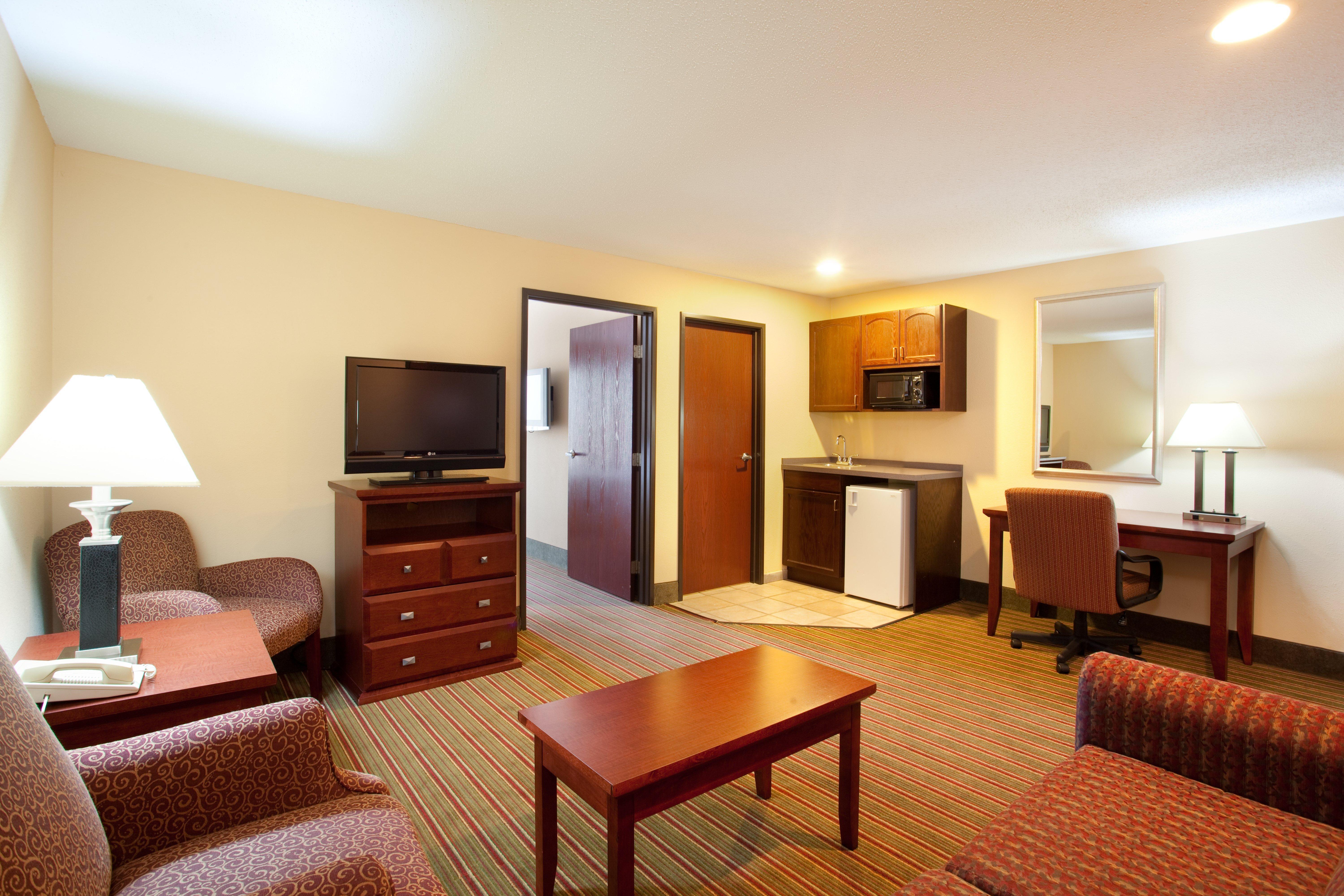 Best Western Plus Bourbonnais Hotel & Suites Exterior foto